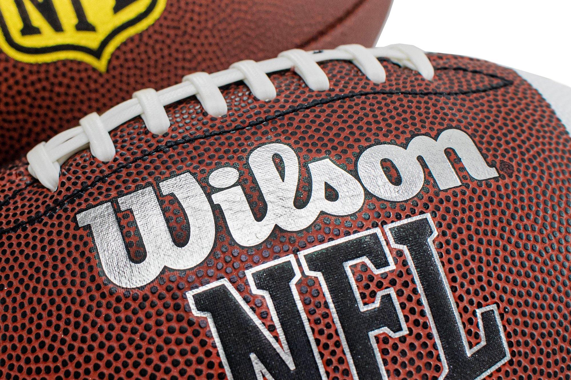 Wilson , der Football, die NFL und der Super Bowl - Brooklyn Footwear x Fashion