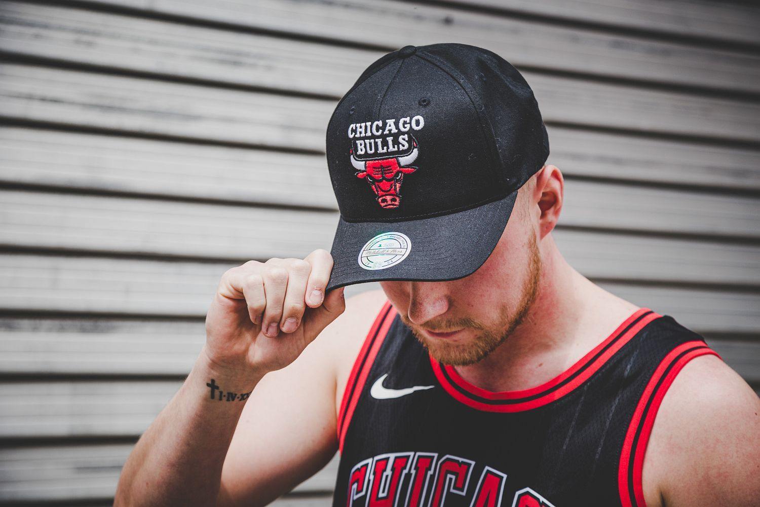 Große Auswahl bei unseren Caps und Bucket Hats - Brooklyn Footwear x Fashion