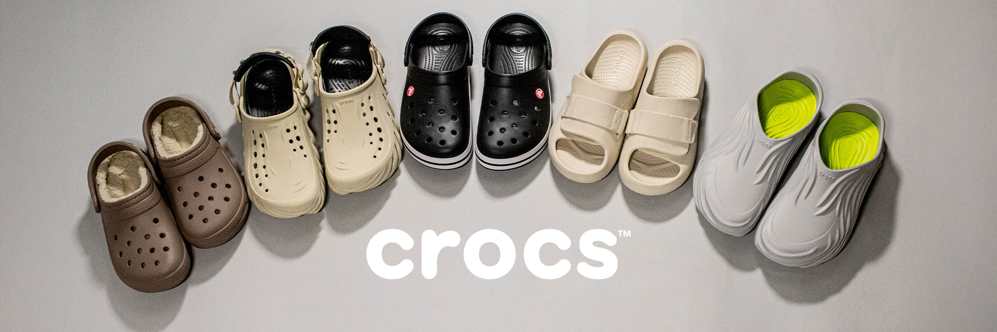 Warum Crocs jetzt der angesagteste Schuhtrend sind und welches Modell zu dir passt!