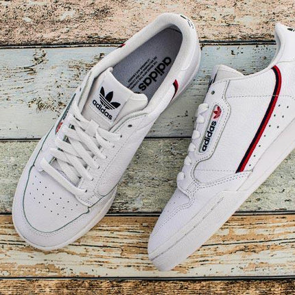 Adidas Schuhe - Brooklyn Footwear x Fashion