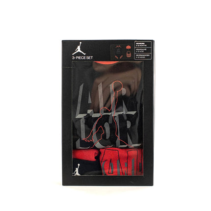Jordan Sideline Hat Bodysuit Bib Set 3 Teile 6-12 Monate NJ0540-023-